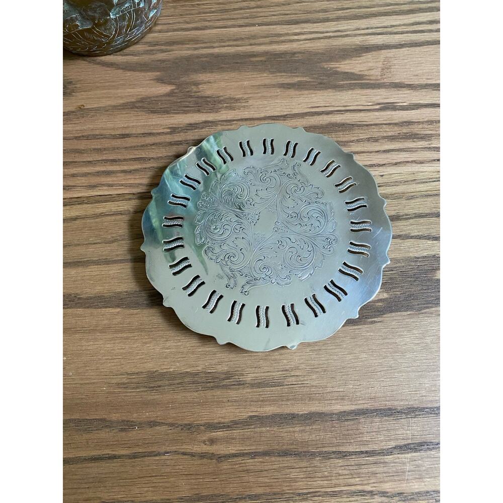Vintage Oneida Silver Plate Footed Trivet Ornate Silver Trivet